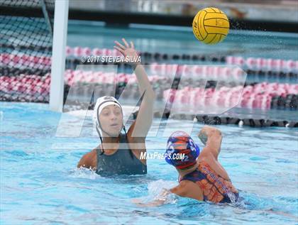 Thumbnail 2 in Clairemont vs. Helix (CIF SDS Division 1 Final) photogallery.