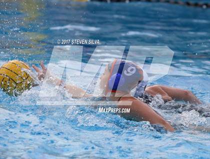 Thumbnail 3 in Clairemont vs. Helix (CIF SDS Division 1 Final) photogallery.