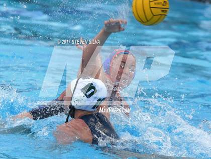 Thumbnail 3 in Clairemont vs. Helix (CIF SDS Division 1 Final) photogallery.