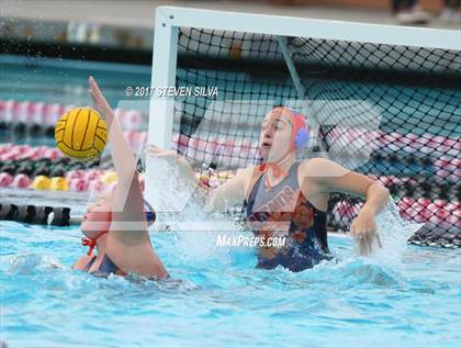 Thumbnail 3 in Clairemont vs. Helix (CIF SDS Division 1 Final) photogallery.
