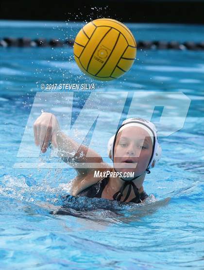 Thumbnail 2 in Clairemont vs. Helix (CIF SDS Division 1 Final) photogallery.