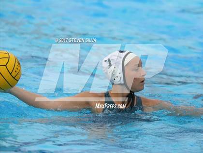 Thumbnail 3 in Clairemont vs. Helix (CIF SDS Division 1 Final) photogallery.