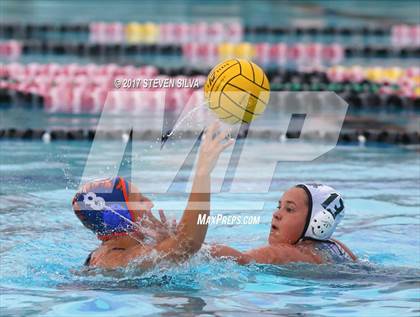 Thumbnail 2 in Clairemont vs. Helix (CIF SDS Division 1 Final) photogallery.
