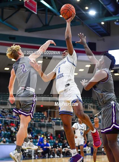 Thumbnail 3 in Cypress Creek vs Ridge Point (UIL 6A Regional Quarterfinal Playoff) photogallery.