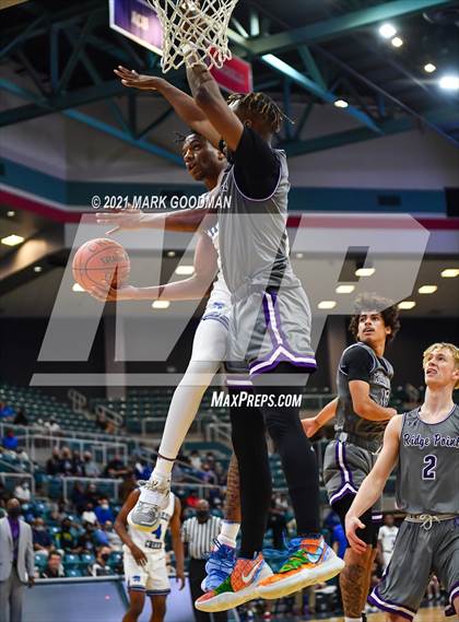 Thumbnail 2 in Cypress Creek vs Ridge Point (UIL 6A Regional Quarterfinal Playoff) photogallery.