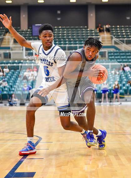 Thumbnail 2 in Cypress Creek vs Ridge Point (UIL 6A Regional Quarterfinal Playoff) photogallery.