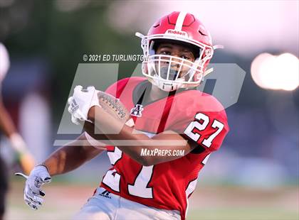 Thumbnail 2 in Kell @ Allatoona photogallery.