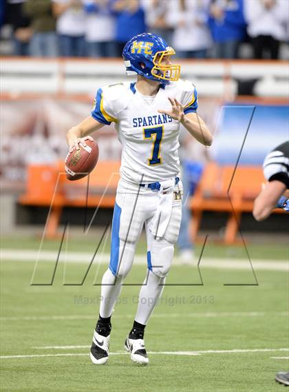 Thumbnail 1 in Schalmont vs. Maine-Endwell (NYSPHSAA Class B Final) photogallery.