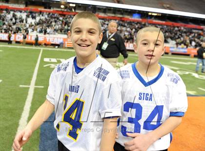 Thumbnail 1 in Schalmont vs. Maine-Endwell (NYSPHSAA Class B Final) photogallery.