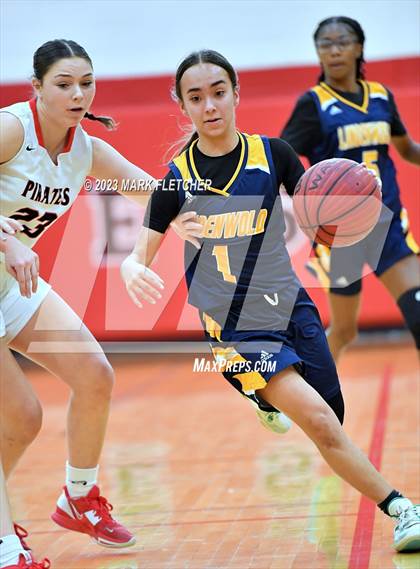 Thumbnail 1 in Lindenwold vs Cinnaminson (NJSIAA South Group 2 Round 1) photogallery.