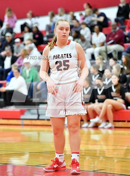 Thumbnail 2 in Lindenwold vs Cinnaminson (NJSIAA South Group 2 Round 1) photogallery.