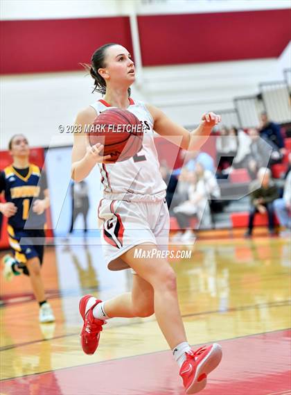 Thumbnail 3 in Lindenwold vs Cinnaminson (NJSIAA South Group 2 Round 1) photogallery.
