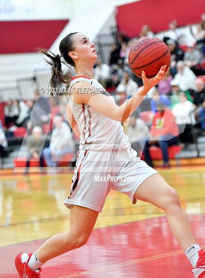 Thumbnail 2 in Lindenwold vs Cinnaminson (NJSIAA South Group 2 Round 1) photogallery.