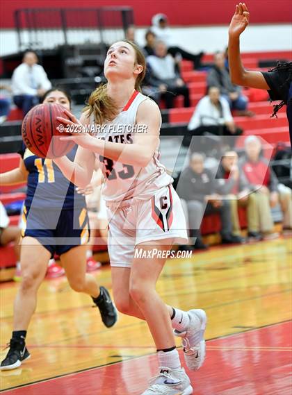 Thumbnail 3 in Lindenwold vs Cinnaminson (NJSIAA South Group 2 Round 1) photogallery.