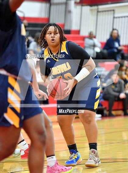 Thumbnail 2 in Lindenwold vs Cinnaminson (NJSIAA South Group 2 Round 1) photogallery.