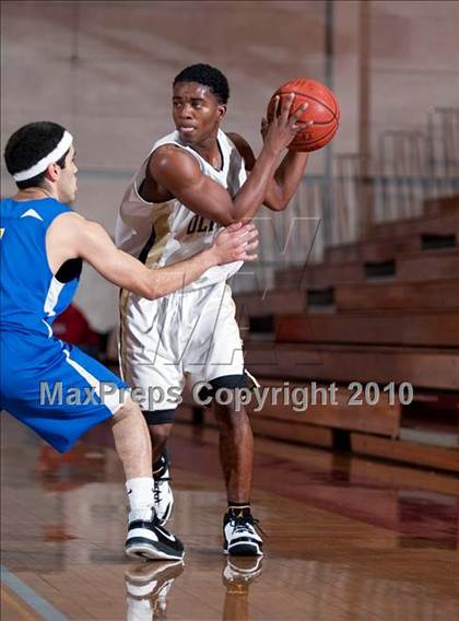 Thumbnail 3 in Olympian vs. San Dimas (Orange Holiday Classic) photogallery.