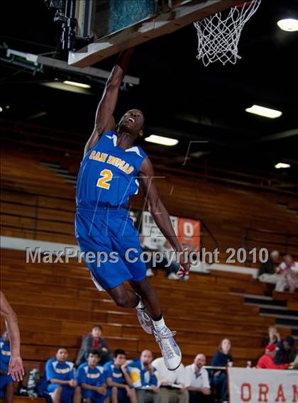 Thumbnail 1 in Olympian vs. San Dimas (Orange Holiday Classic) photogallery.