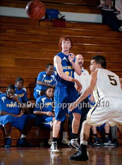 Thumbnail 2 in Olympian vs. San Dimas (Orange Holiday Classic) photogallery.