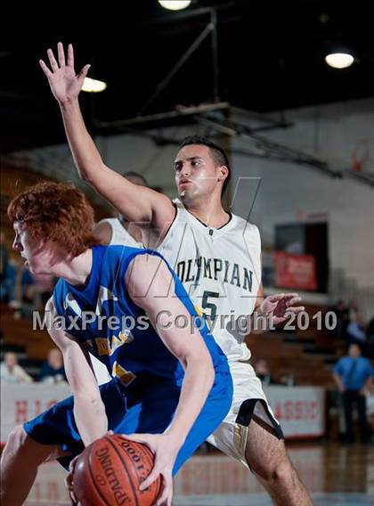 Thumbnail 1 in Olympian vs. San Dimas (Orange Holiday Classic) photogallery.