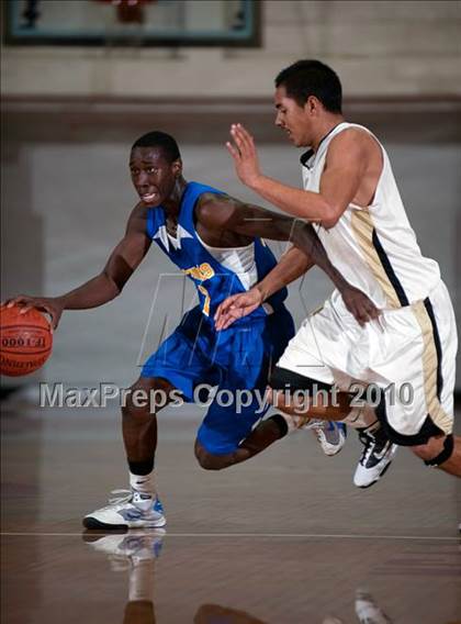 Thumbnail 3 in Olympian vs. San Dimas (Orange Holiday Classic) photogallery.