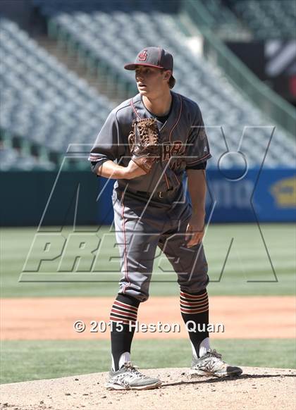 Thumbnail 2 in JSerra Catholic vs. St. John Bosco photogallery.