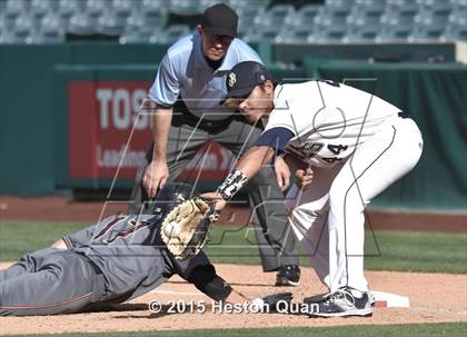 Thumbnail 2 in JSerra Catholic vs. St. John Bosco photogallery.