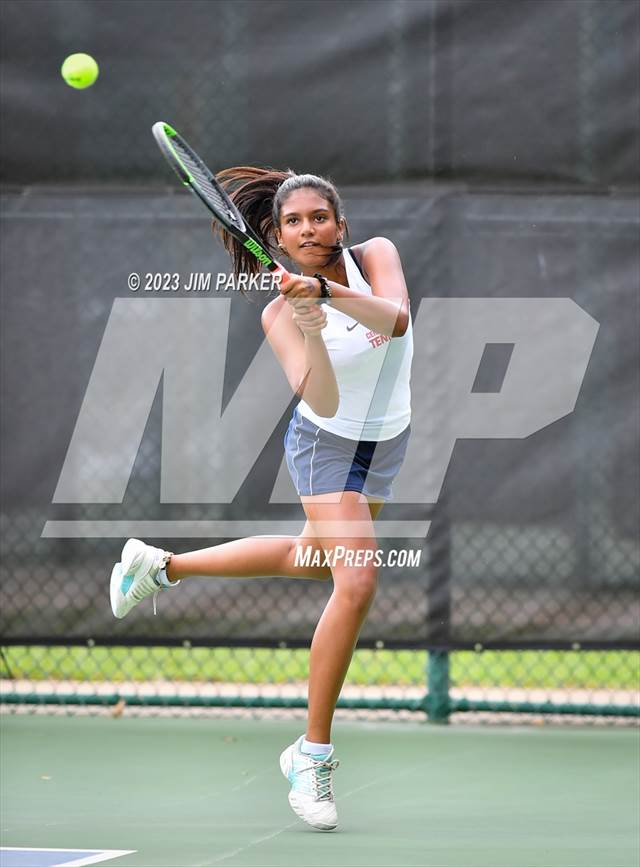 Tennis girls on sale