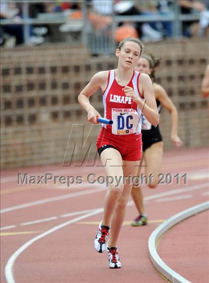 Thumbnail 2 in 117th Penn Relays (Girls 4x800 Large Schools Event 106) photogallery.