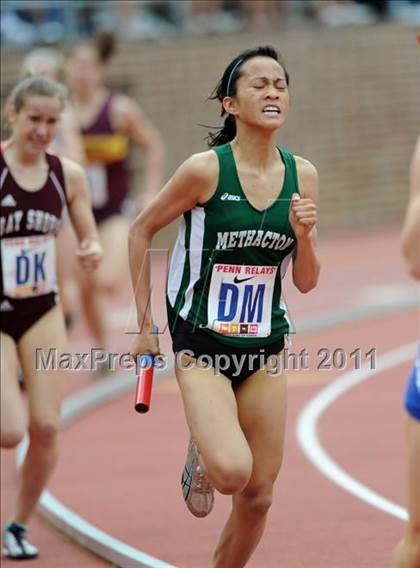 Thumbnail 1 in 117th Penn Relays (Girls 4x800 Large Schools Event 106) photogallery.