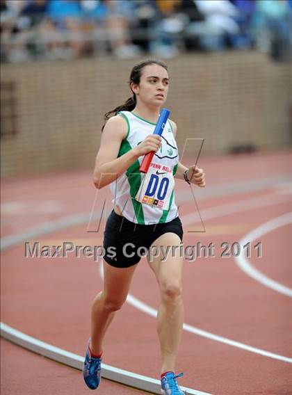 Thumbnail 3 in 117th Penn Relays (Girls 4x800 Large Schools Event 106) photogallery.