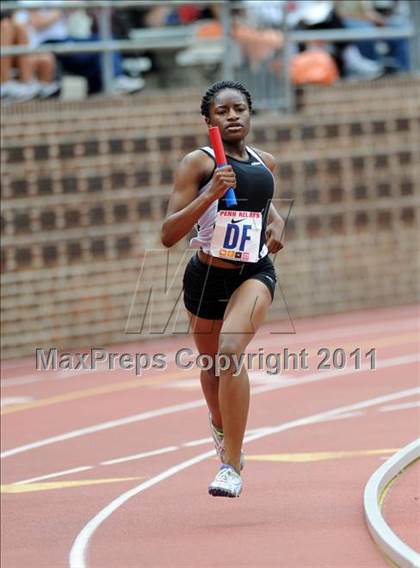 Thumbnail 3 in 117th Penn Relays (Girls 4x800 Large Schools Event 106) photogallery.