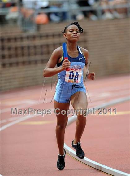 Thumbnail 1 in 117th Penn Relays (Girls 4x800 Large Schools Event 106) photogallery.