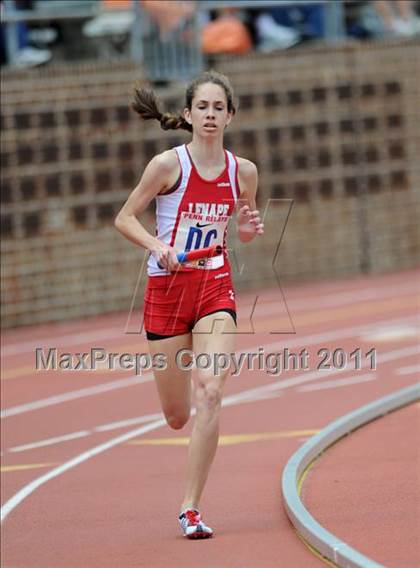 Thumbnail 1 in 117th Penn Relays (Girls 4x800 Large Schools Event 106) photogallery.