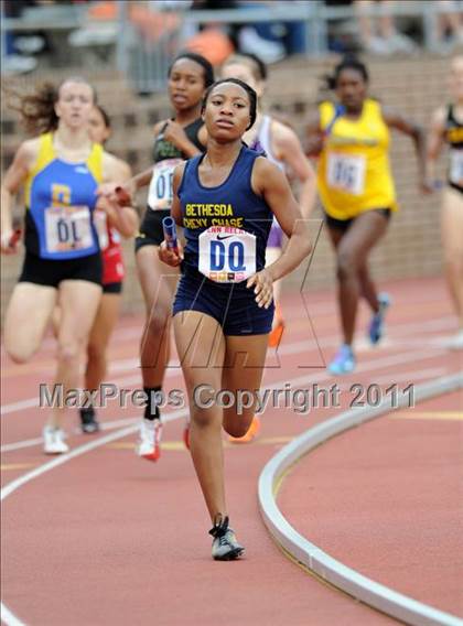 Thumbnail 1 in 117th Penn Relays (Girls 4x800 Large Schools Event 106) photogallery.