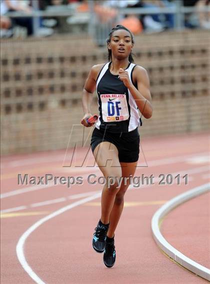 Thumbnail 1 in 117th Penn Relays (Girls 4x800 Large Schools Event 106) photogallery.