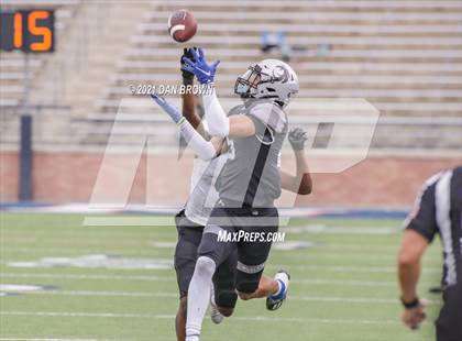 Thumbnail 3 in Prosper vs. Guyer (UIL 6A Regional Quarterfinal) photogallery.