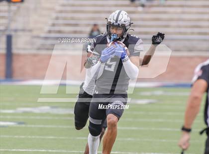 Thumbnail 3 in Prosper vs. Guyer (UIL 6A Regional Quarterfinal) photogallery.