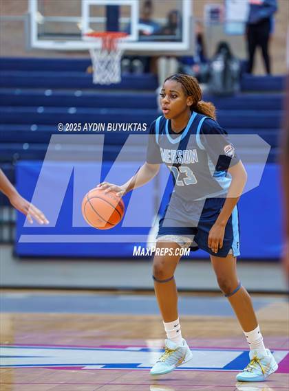 Thumbnail 1 in Emerson vs. Cedar Hill (Allen Eagles Hoopfest) photogallery.