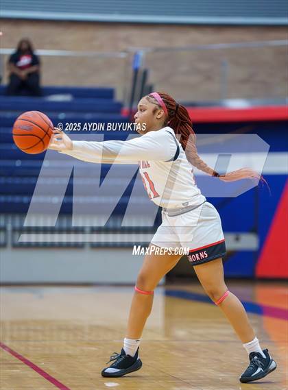Thumbnail 2 in Emerson vs. Cedar Hill (Allen Eagles Hoopfest) photogallery.