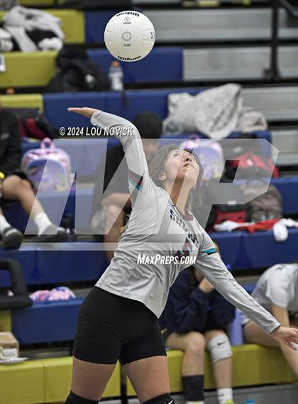 Thumbnail 2 in Santa Fe vs Shiprock (Tourtnament of Champions at Santa Fe High) photogallery.