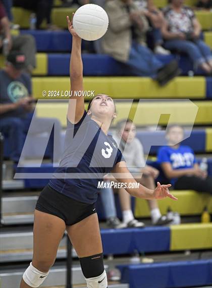 Thumbnail 1 in Santa Fe vs Shiprock (Tourtnament of Champions at Santa Fe High) photogallery.
