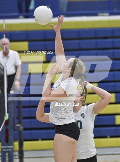 Thumbnail 1 in Santa Fe vs Shiprock (Tourtnament of Champions at Santa Fe High) photogallery.