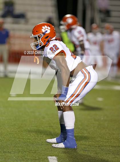 Thumbnail 2 in Madison Central @ South Panola photogallery.