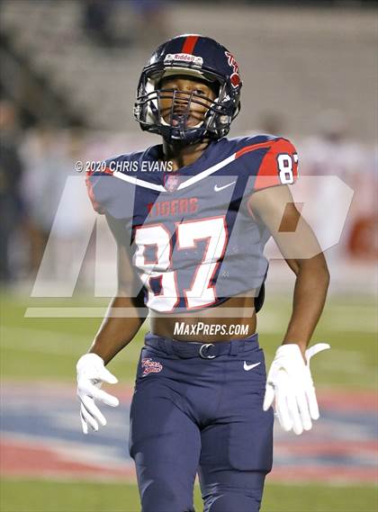 Thumbnail 1 in Madison Central @ South Panola photogallery.