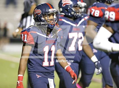 Thumbnail 1 in Madison Central @ South Panola photogallery.