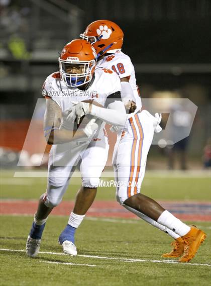 Thumbnail 3 in Madison Central @ South Panola photogallery.