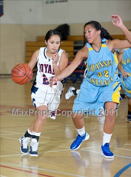 Thumbnail 1 in San Marcos vs Channel Islands (Gold Coast Tournament) photogallery.