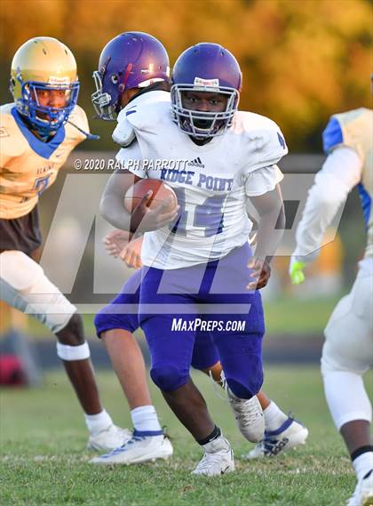 Thumbnail 2 in Ridge Point vs Fort Bend Elkins photogallery.