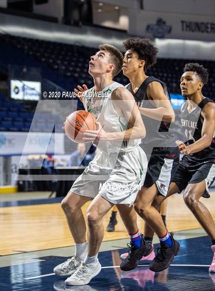 Thumbnail 2 in Kentlake vs. Vashon Island (King Showcase) photogallery.