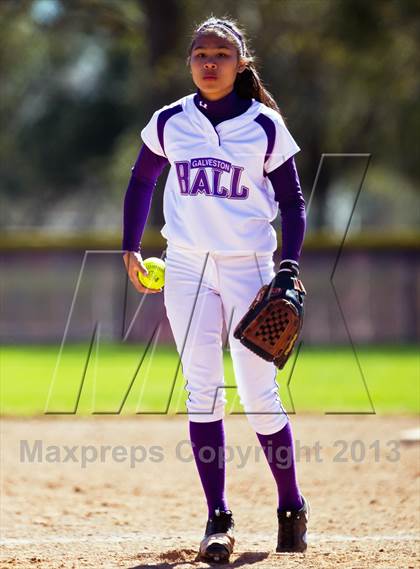 Thumbnail 2 in Foster vs Galveston Ball (1st Capitol Classic) photogallery.